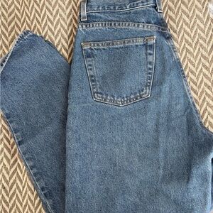 ✨GAP Reverse Fit Blue Jeans✨